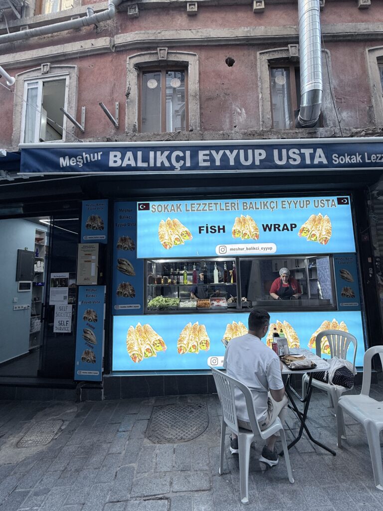 鯖サンドのお店 BALIKÇI EYYUP USTA